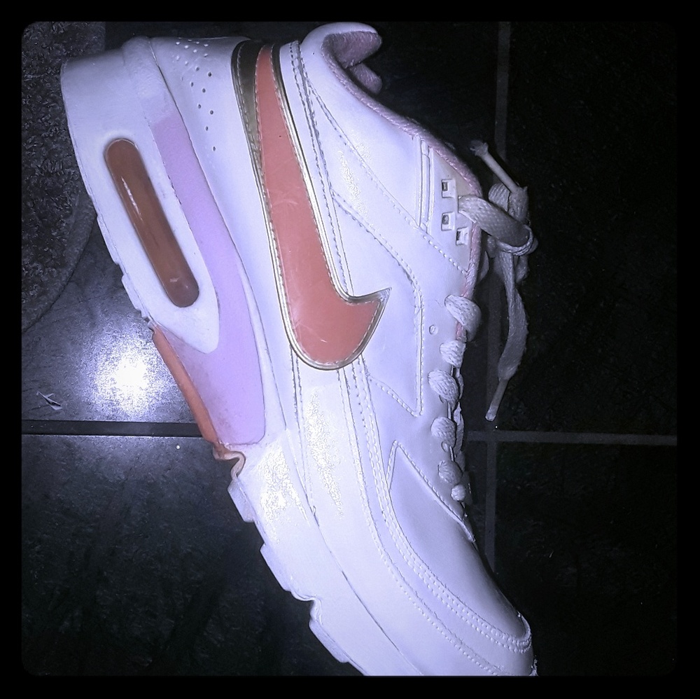Air max size 7Y